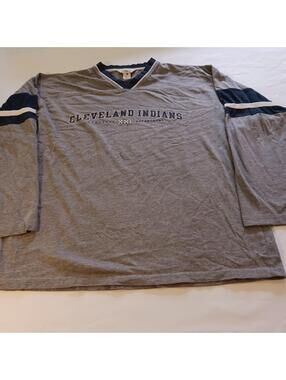 Gear For Sports Cleveland Indians Men's Gray Shirt Long Sleeve Size Large